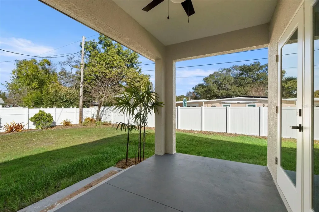 7211 Orpine Drive N St Petersburg FL 33702