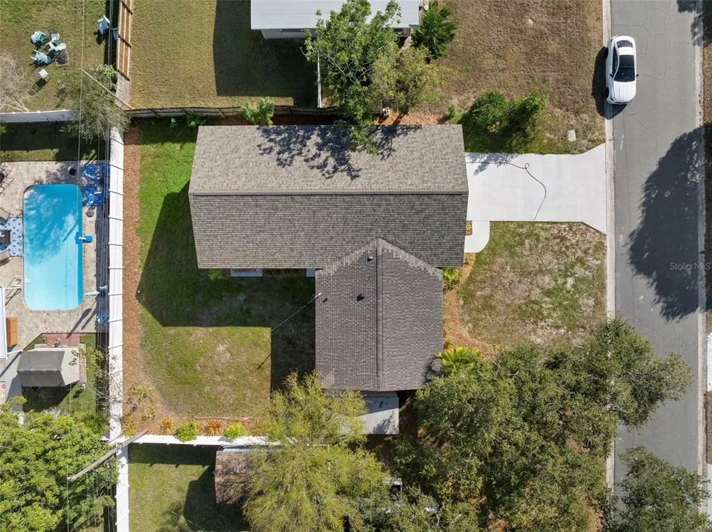 7211 Orpine Drive N St Petersburg FL 33702