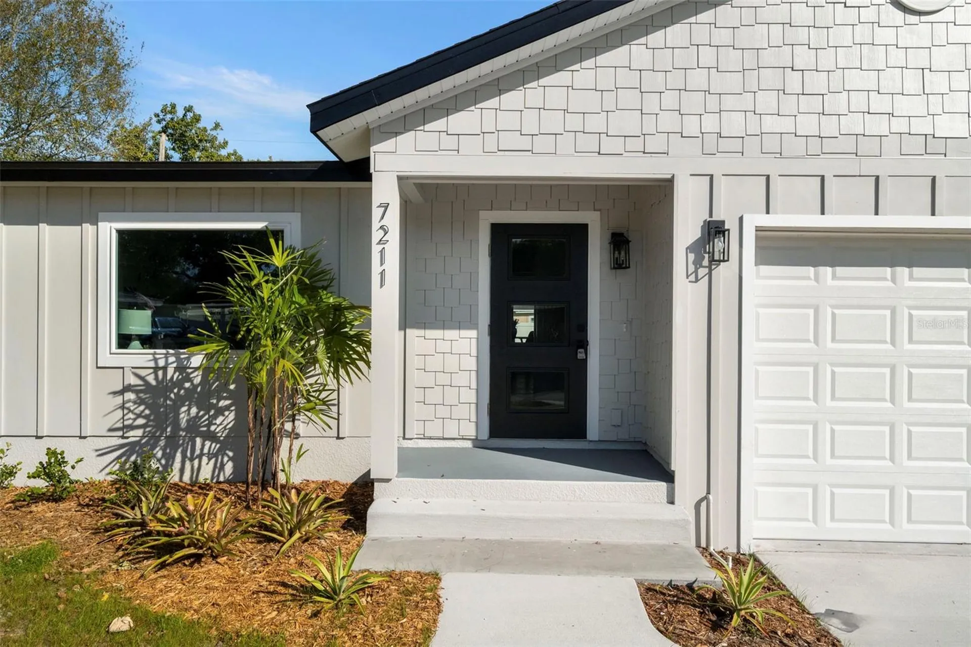 7211 Orpine Drive N St Petersburg FL 33702