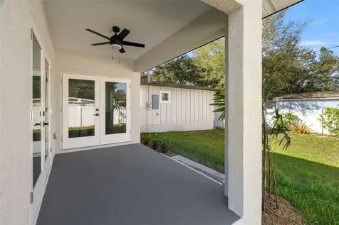 7211 Orpine Drive N St Petersburg FL 33702