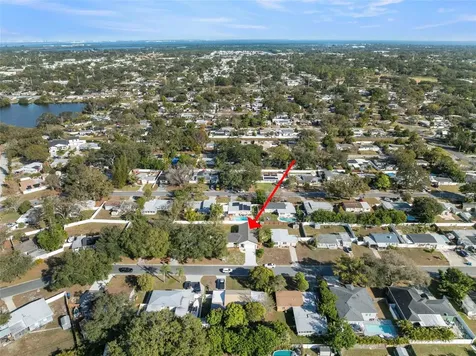 7211 Orpine Drive N St Petersburg FL 33702