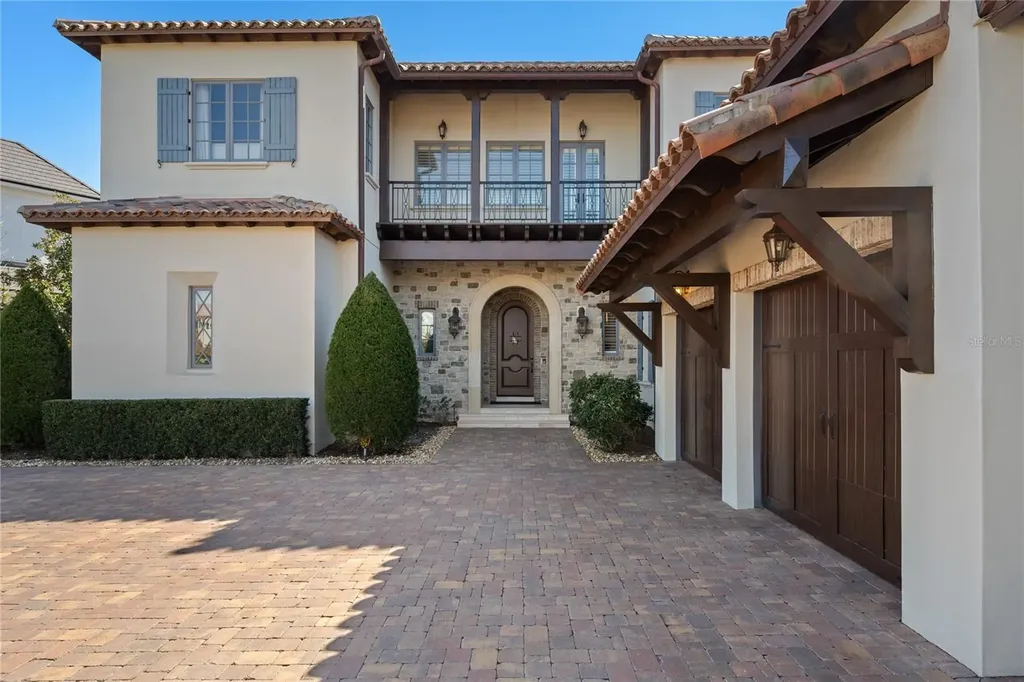 10443 Los Feliz Drive Golden Oak FL 32836