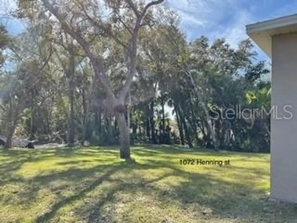 1072 Henning Street North Port FL 34288