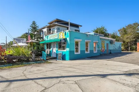 3007 6th Street S St Petersburg FL 33705