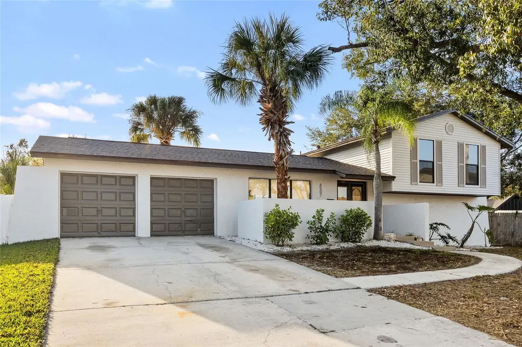 8507 Wooddale Court Tampa FL 33615