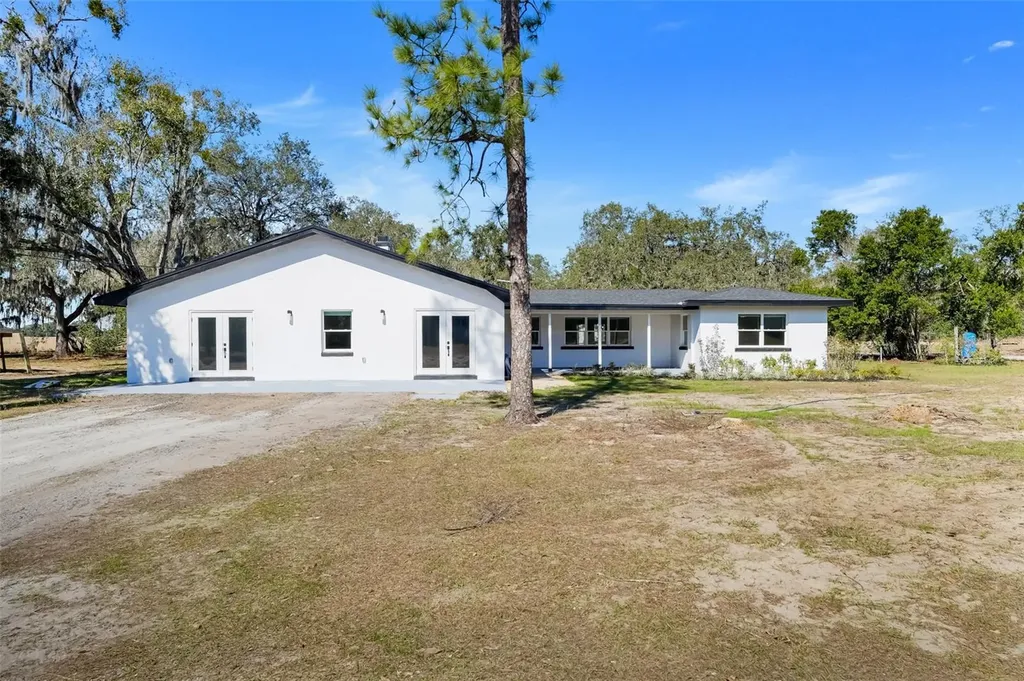 828 Saint Anne Shrine Road Lake Wales FL 33898
