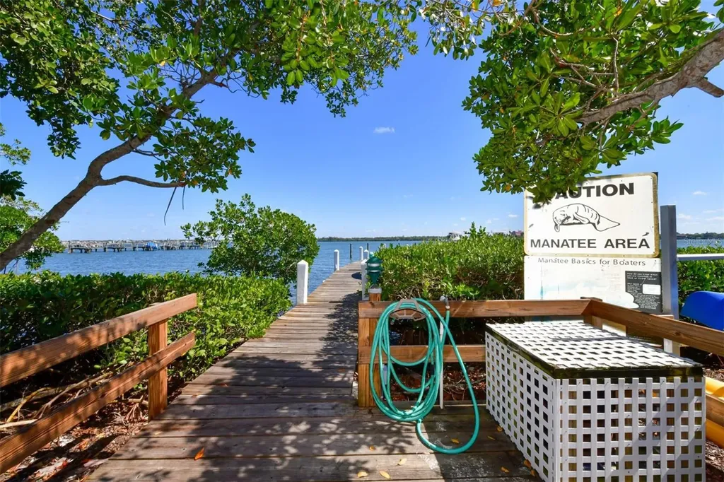 8764 Midnight Pass Road Sarasota FL 34242