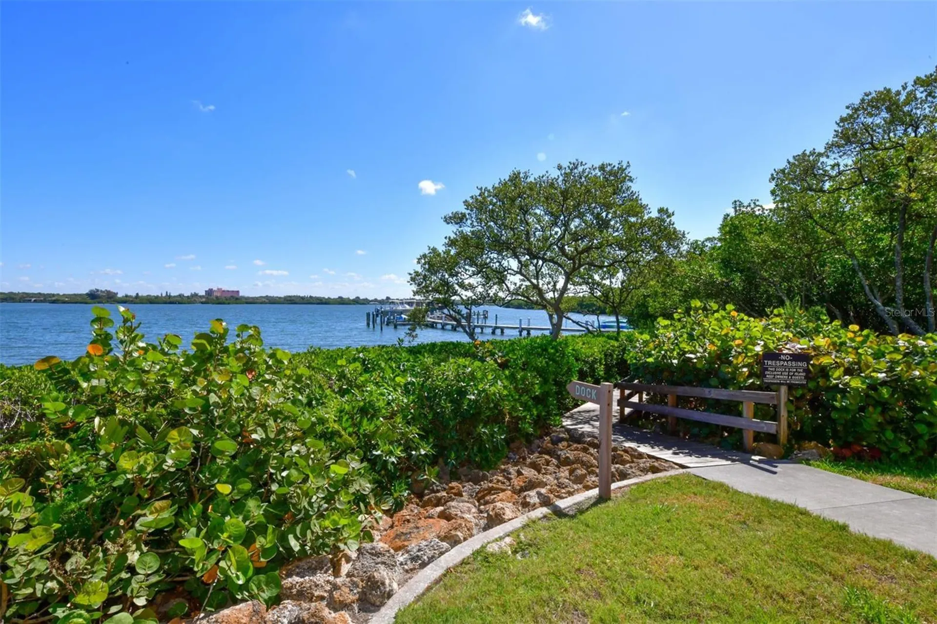 8764 Midnight Pass Road Sarasota FL 34242