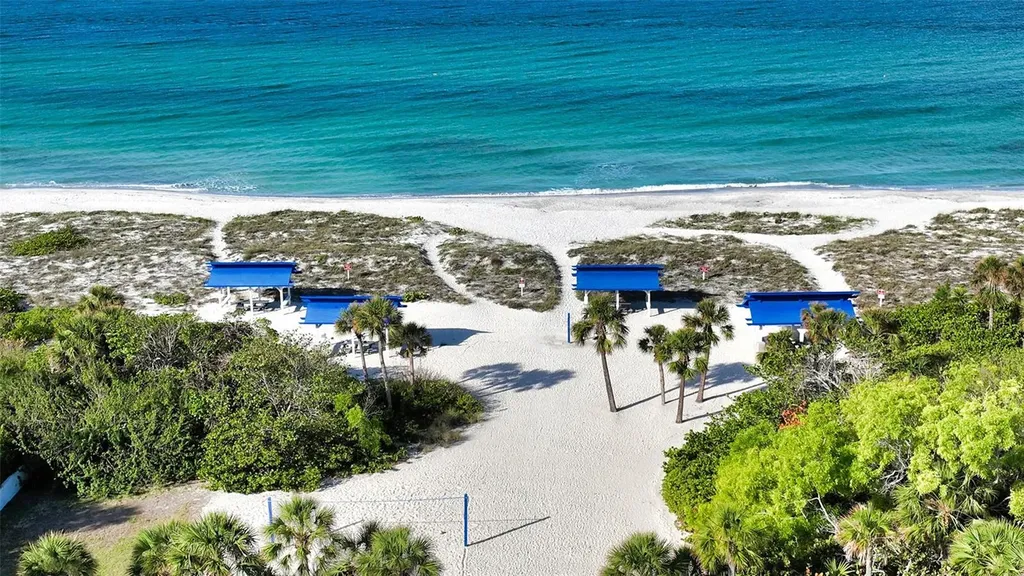 536 Gunwale Lane Longboat Key FL 34228