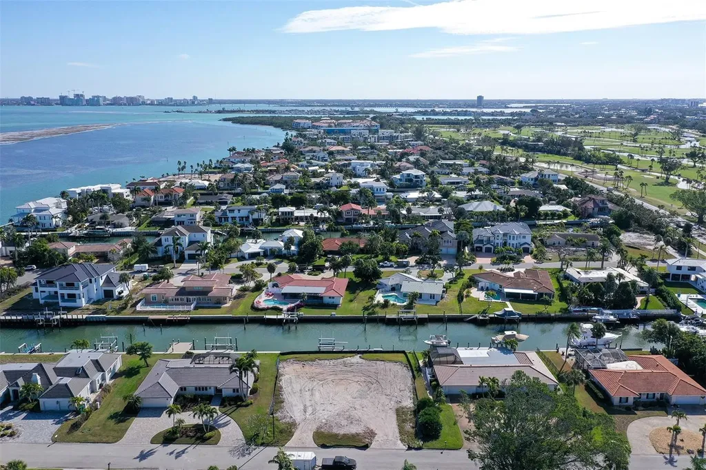 536 Gunwale Lane Longboat Key FL 34228