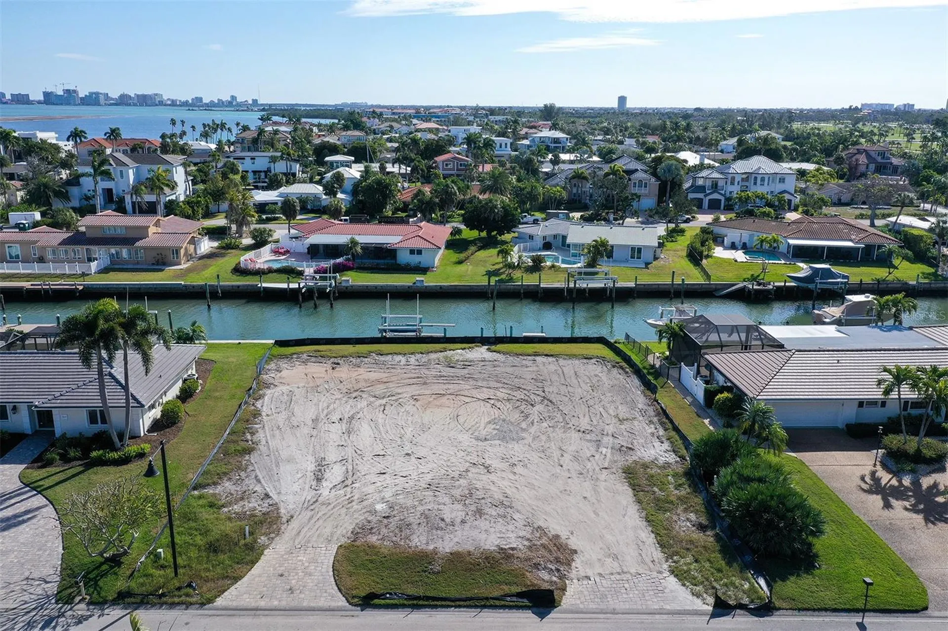 536 Gunwale Lane Longboat Key FL 34228