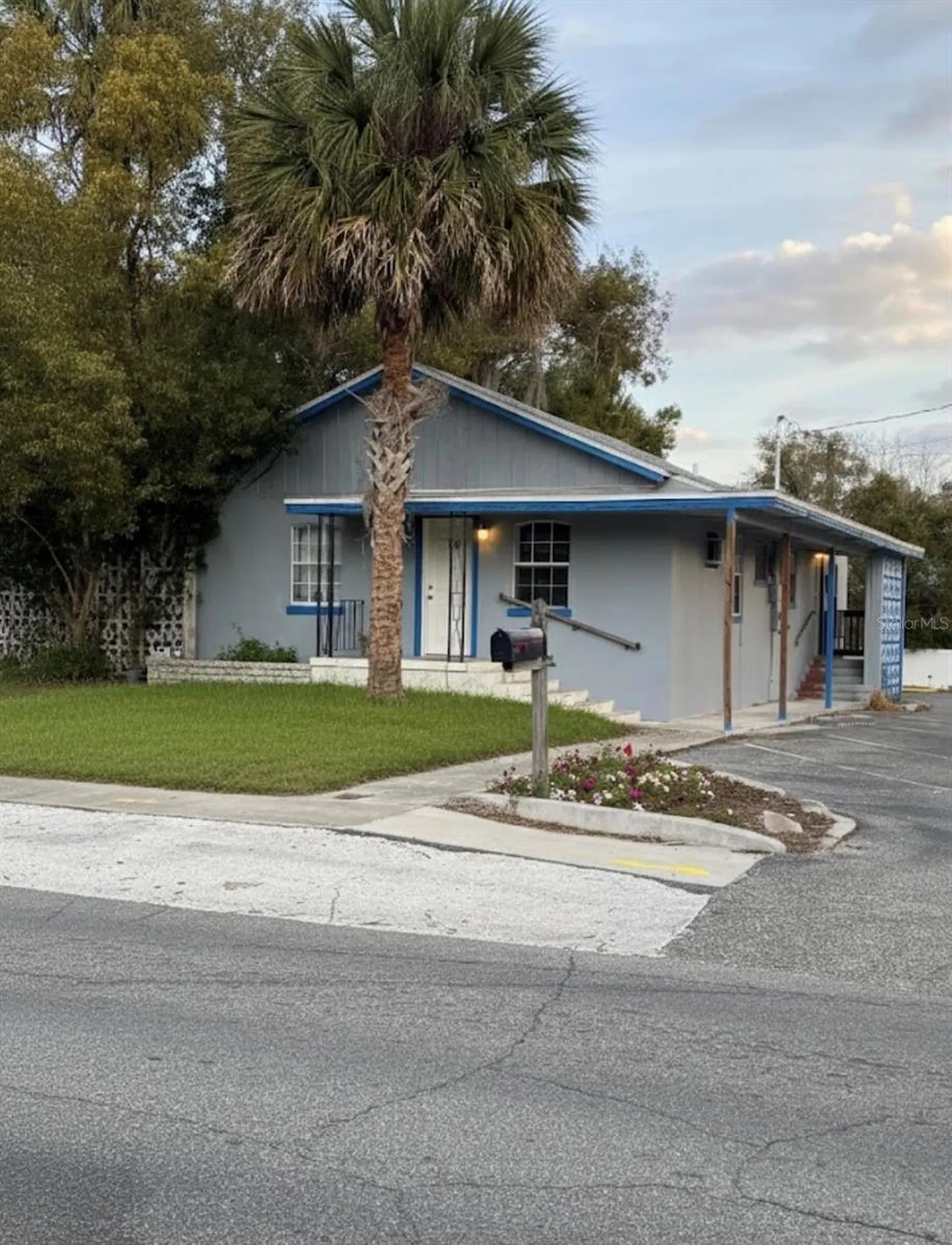 109 N Stone Street Deland FL 32720
