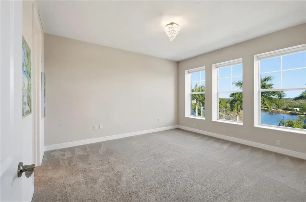 395 Aruba Circle Bradenton FL 34209