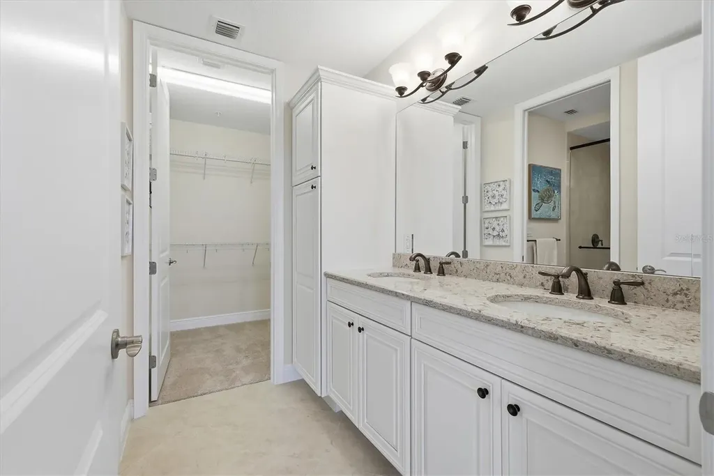 395 Aruba Circle Bradenton FL 34209