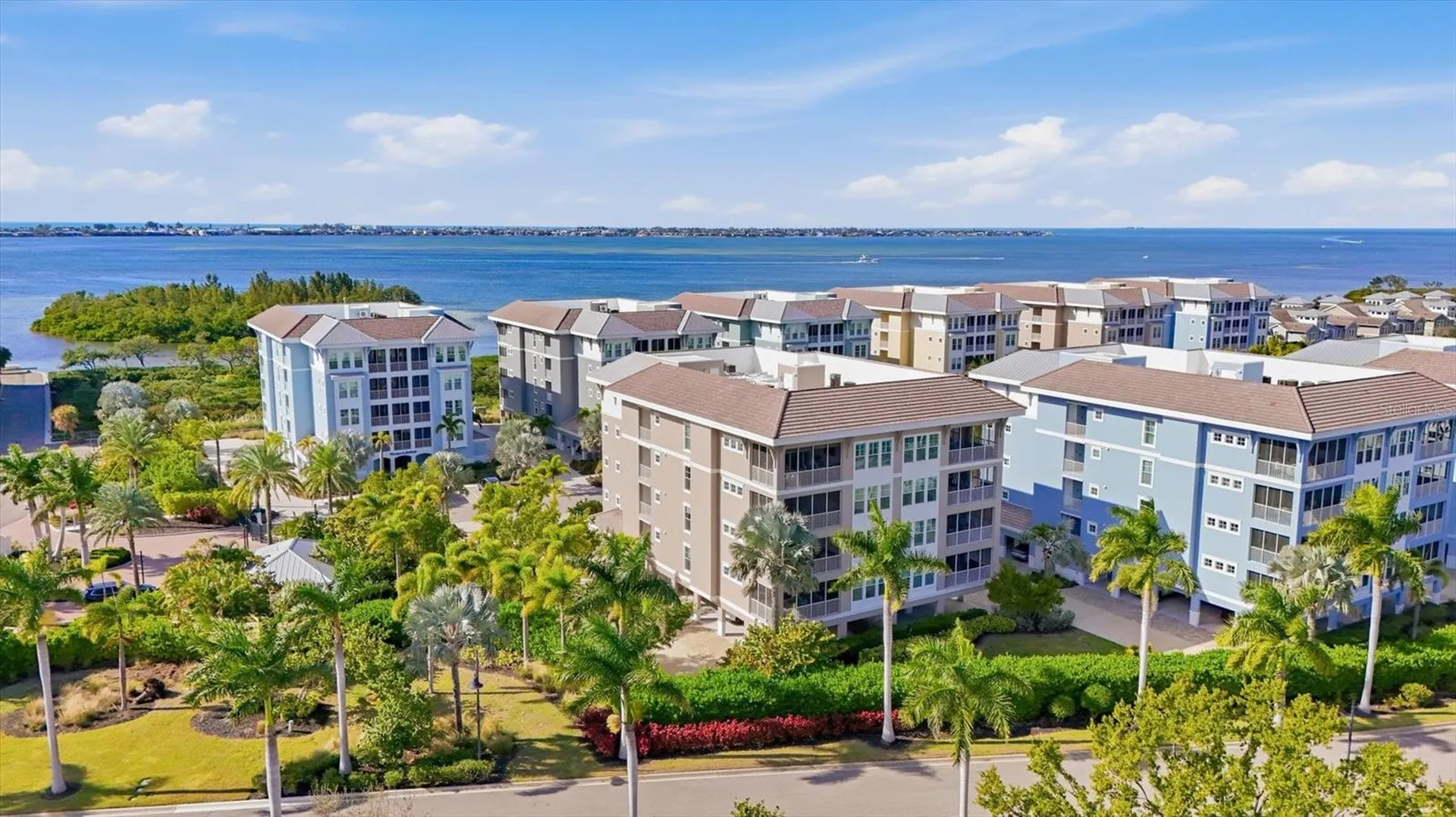 395 Aruba Circle Bradenton FL 34209
