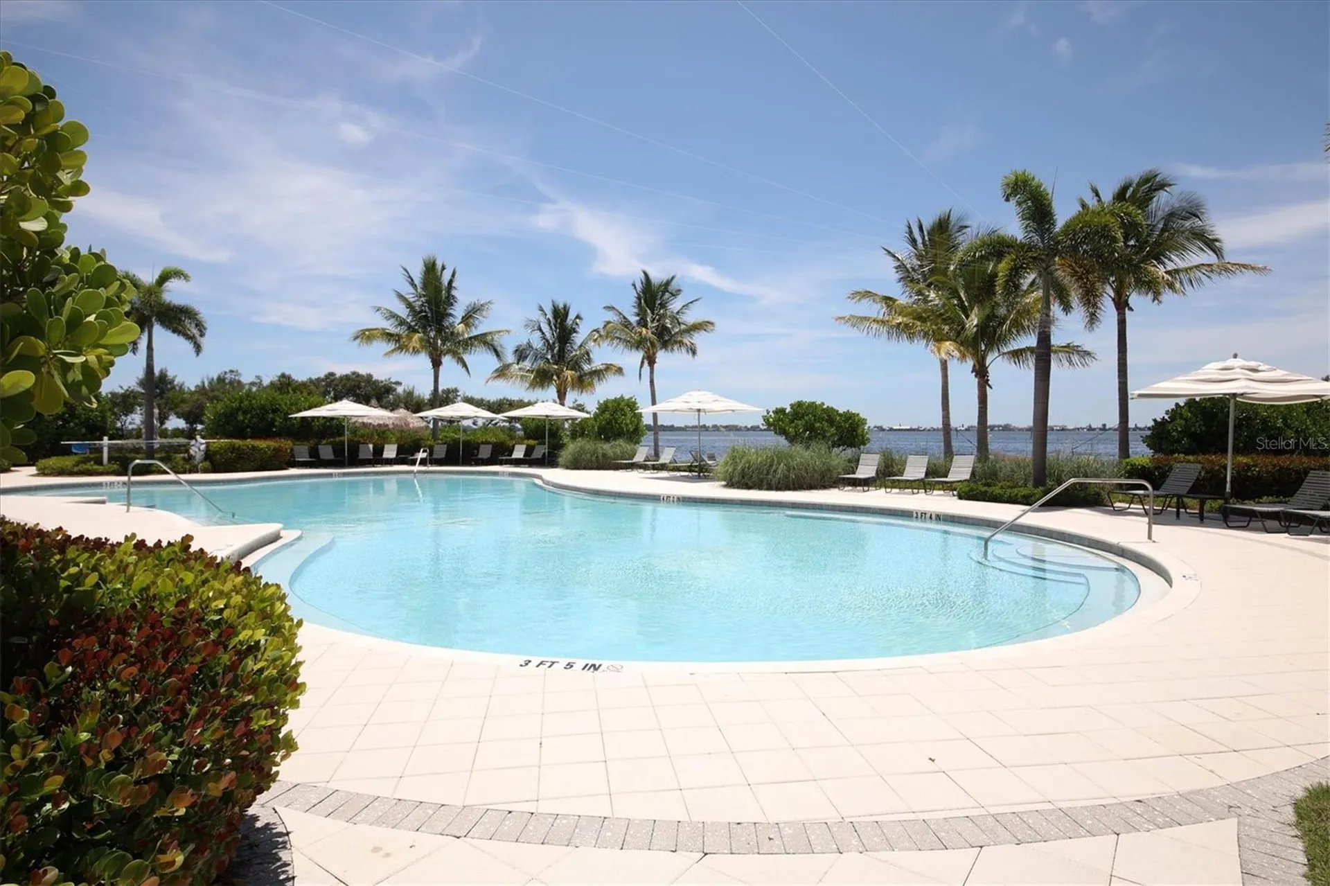 395 Aruba Circle Bradenton FL 34209