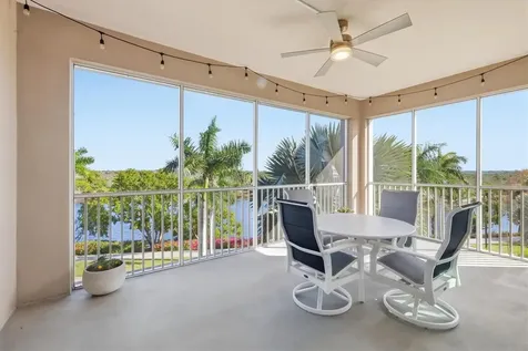 395 Aruba Circle Bradenton FL 34209