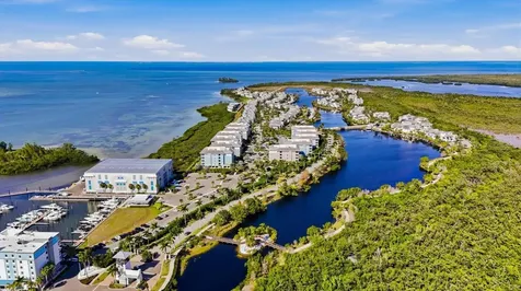 395 Aruba Circle Bradenton FL 34209