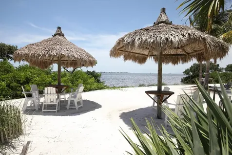 395 Aruba Circle Bradenton FL 34209