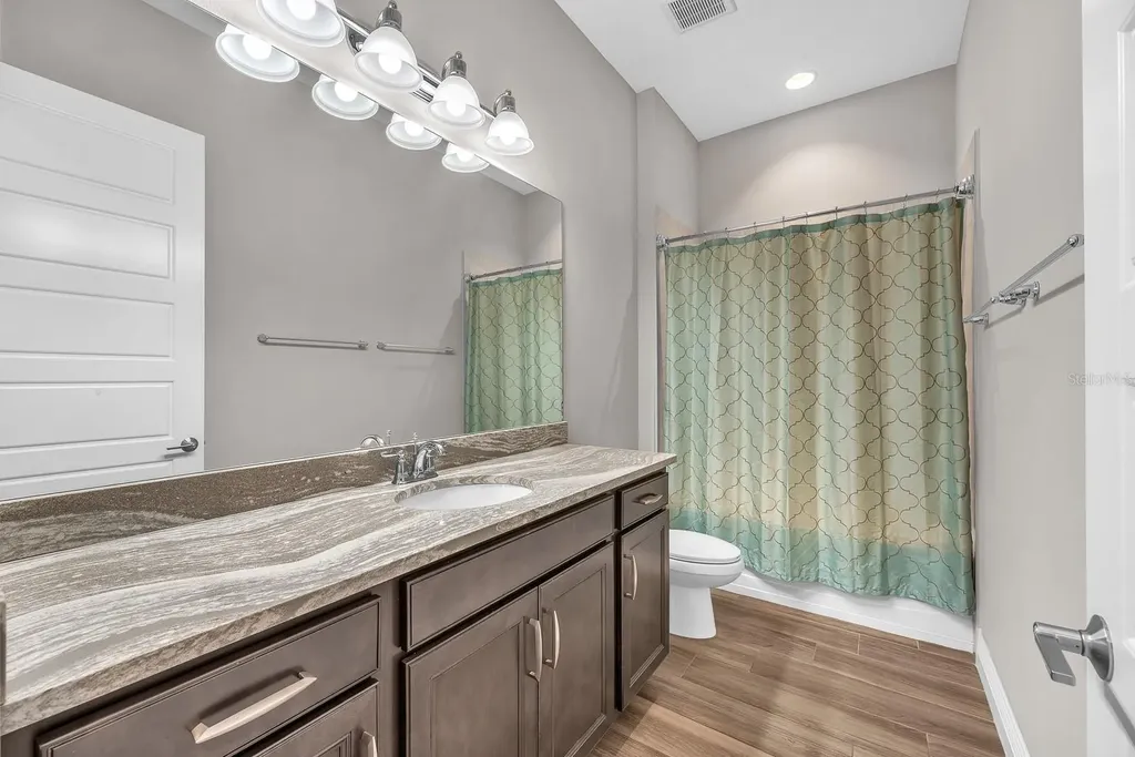 5303 Osprey Ridge Drive Lithia FL 33547