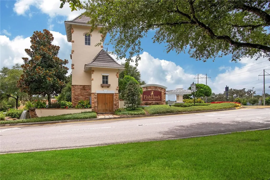 5303 Osprey Ridge Drive Lithia FL 33547