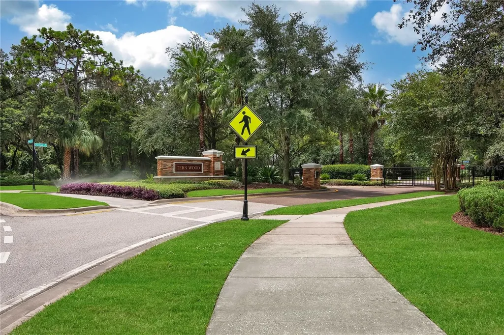 5303 Osprey Ridge Drive Lithia FL 33547