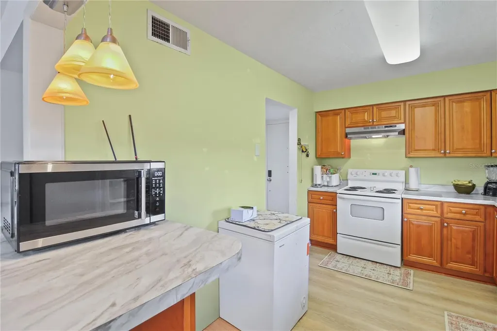 1640 Juno Trail Astor FL 32102