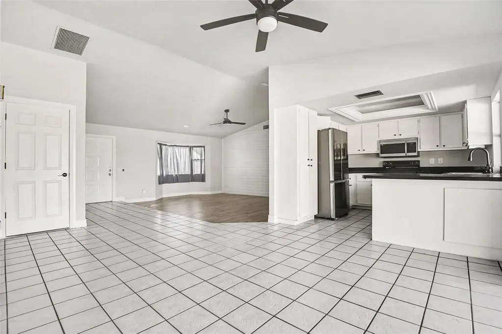 1912 SW 8th Court Cape Coral FL 33991