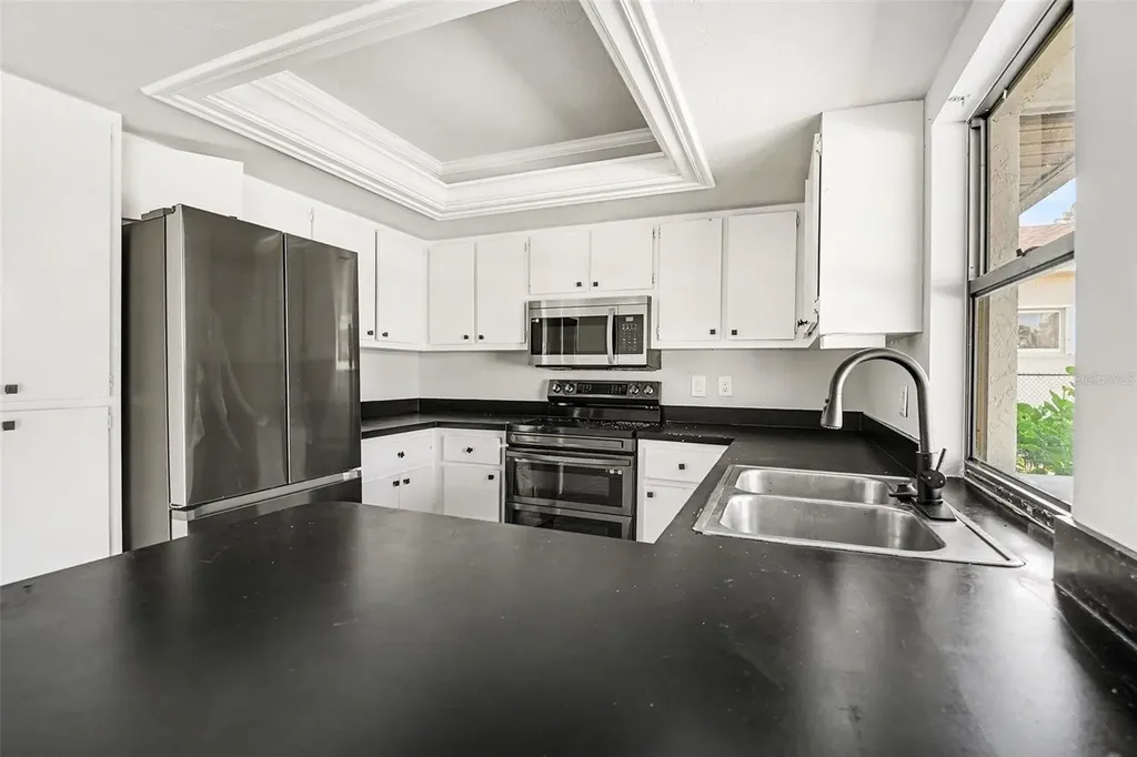 1912 SW 8th Court Cape Coral FL 33991