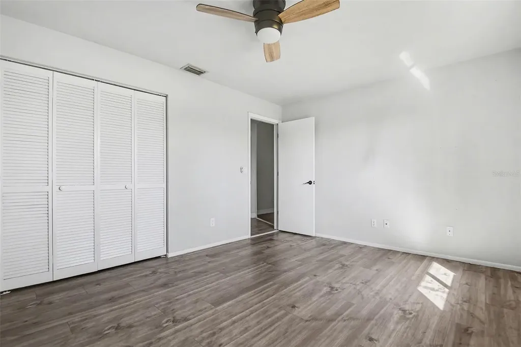 1912 SW 8th Court Cape Coral FL 33991