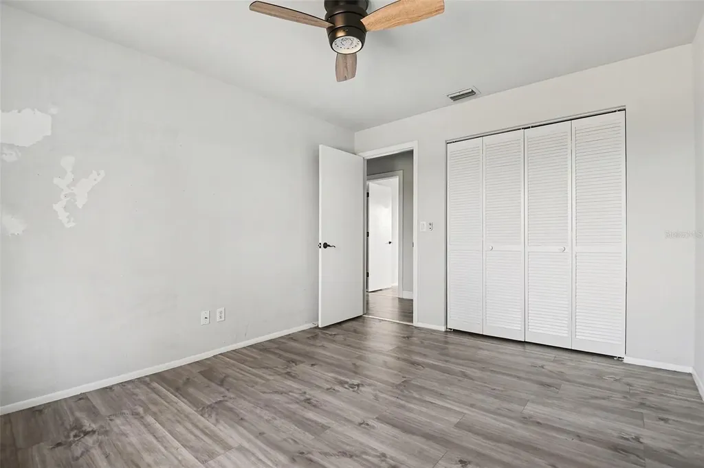 1912 SW 8th Court Cape Coral FL 33991