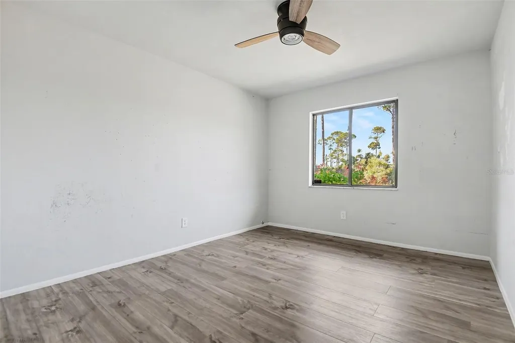 1912 SW 8th Court Cape Coral FL 33991