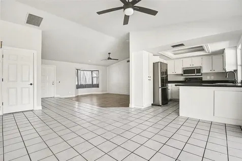 1912 SW 8th Court Cape Coral FL 33991
