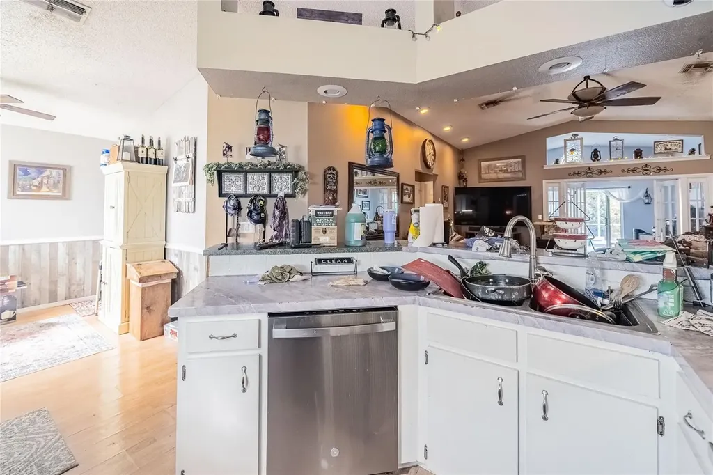463 Emerald Cove Loop Lakeland FL 33813