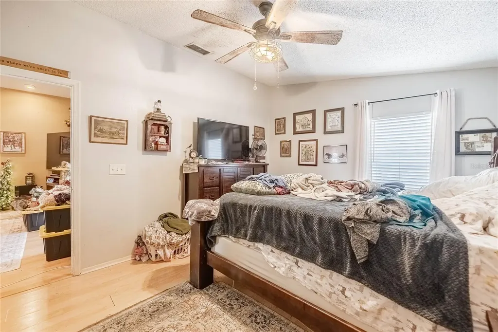 463 Emerald Cove Loop Lakeland FL 33813