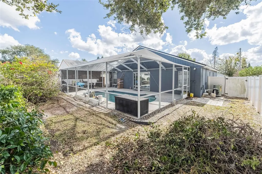 463 Emerald Cove Loop Lakeland FL 33813