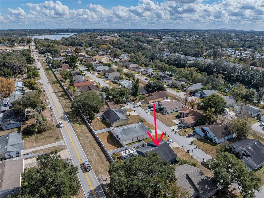 463 Emerald Cove Loop Lakeland FL 33813