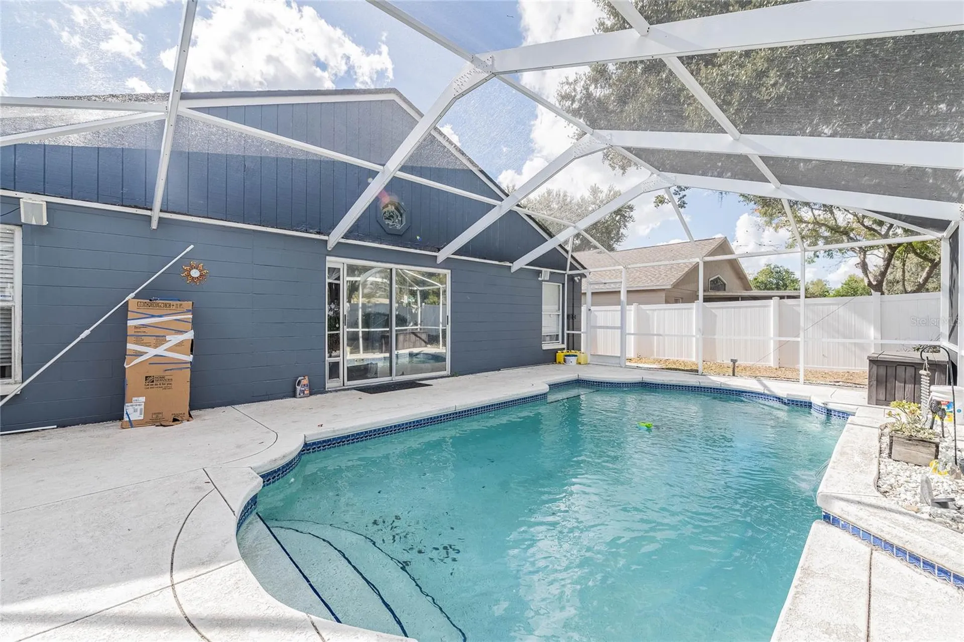 463 Emerald Cove Loop Lakeland FL 33813