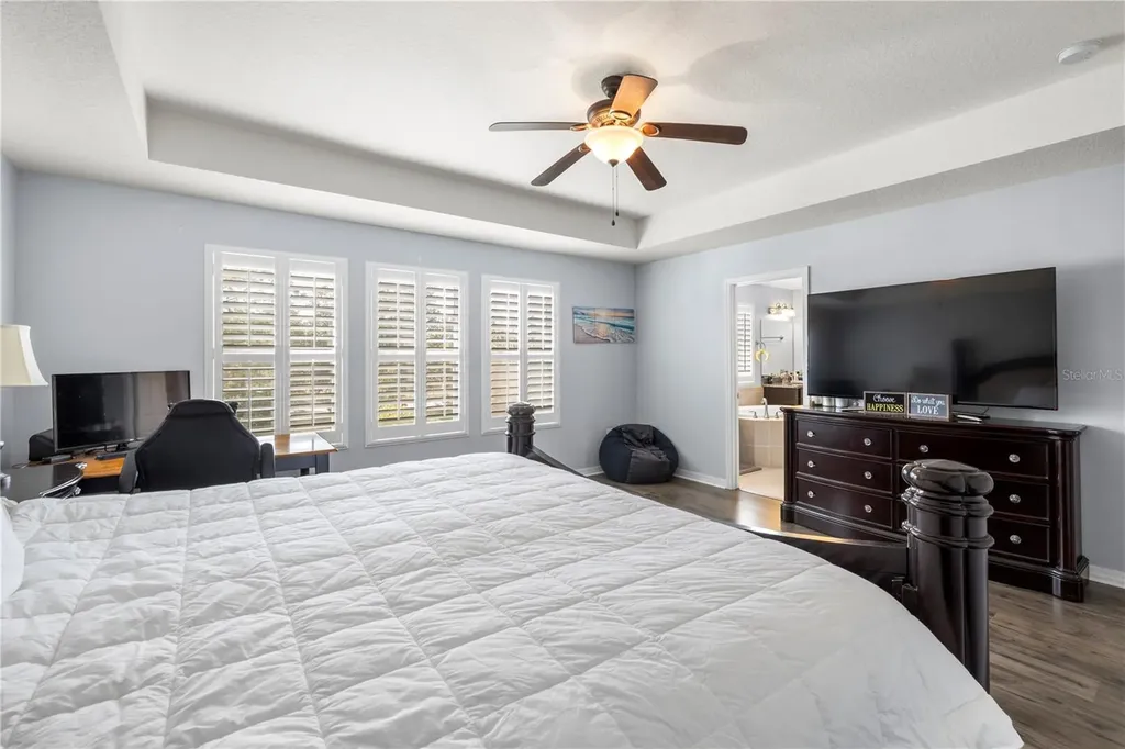1565 Feather Grass Loop Lutz FL 33558