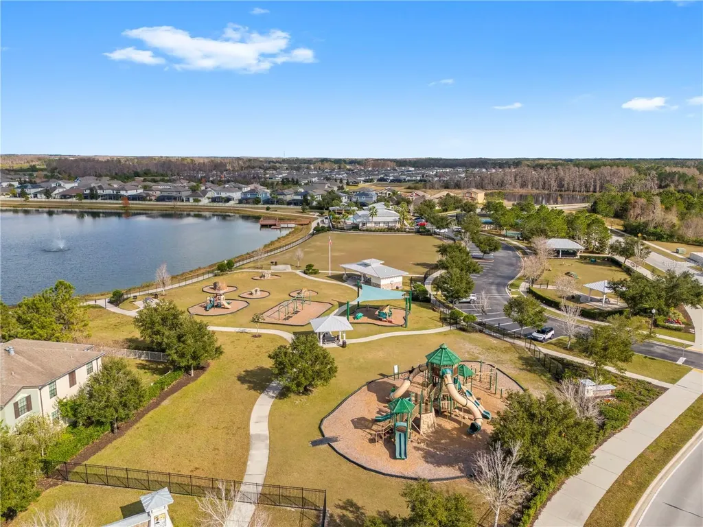 1565 Feather Grass Loop Lutz FL 33558