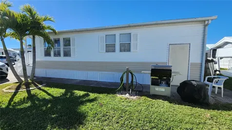 3333 26th Avenue E Bradenton FL 34208