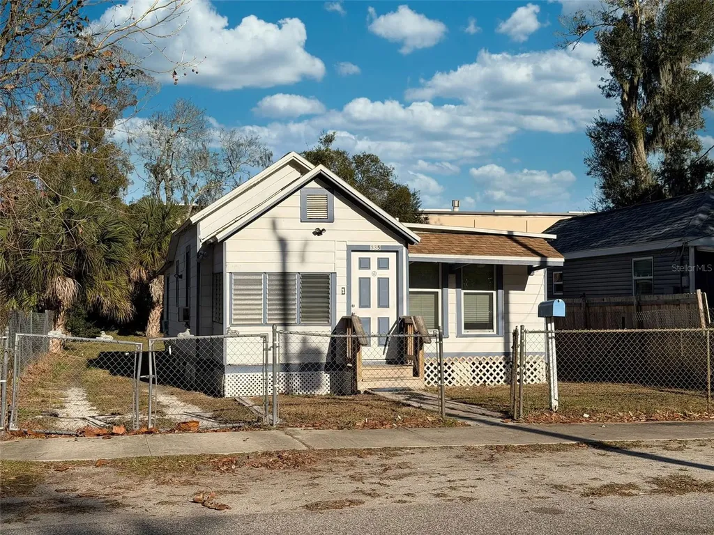 335 Maple Street Daytona Beach FL 32114