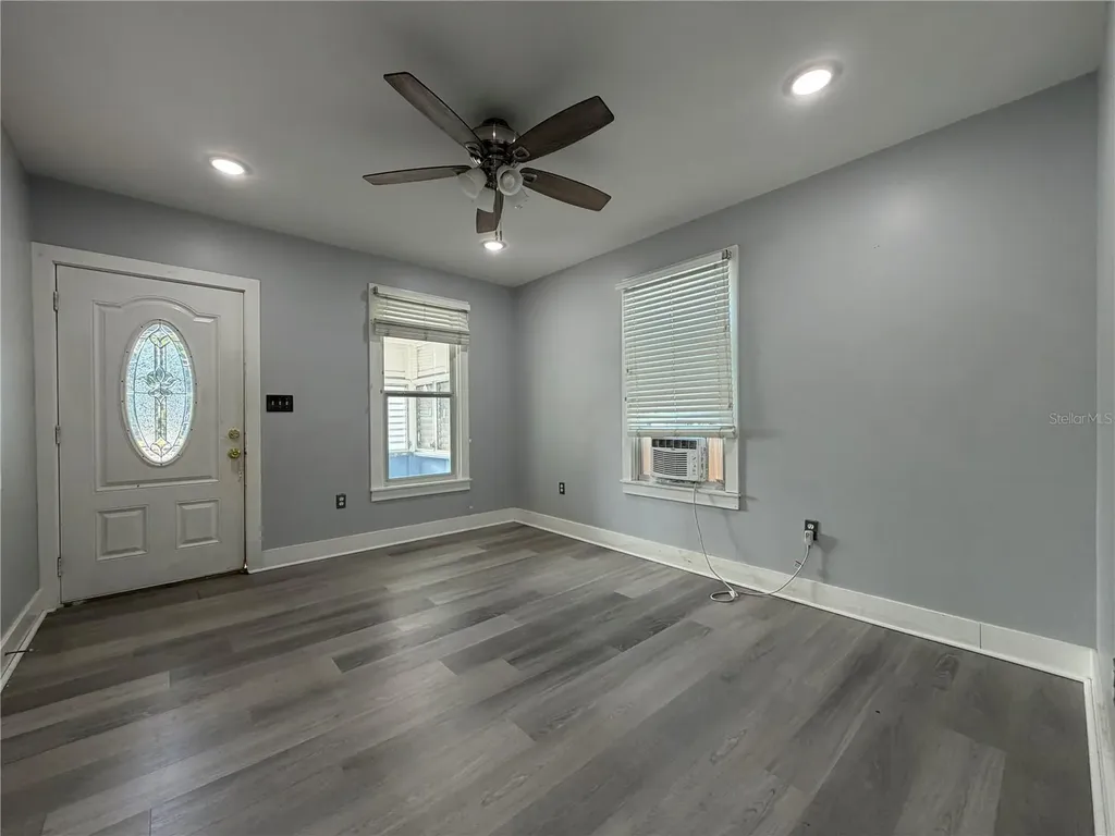 335 Maple Street Daytona Beach FL 32114