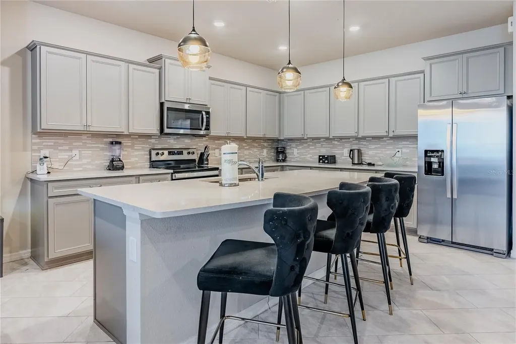 2126 Lelani Circle Davenport FL 33897