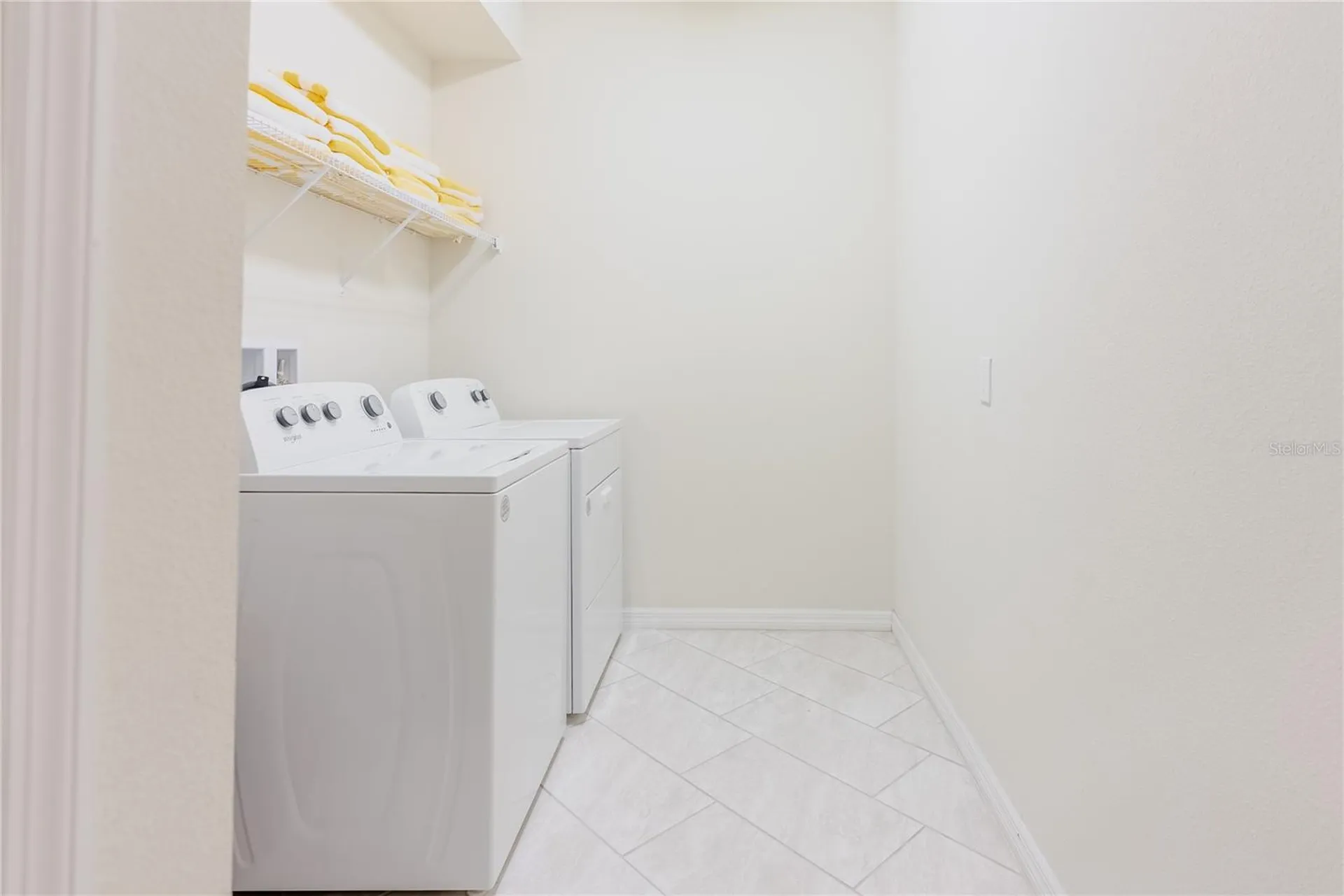 2126 Lelani Circle Davenport FL 33897
