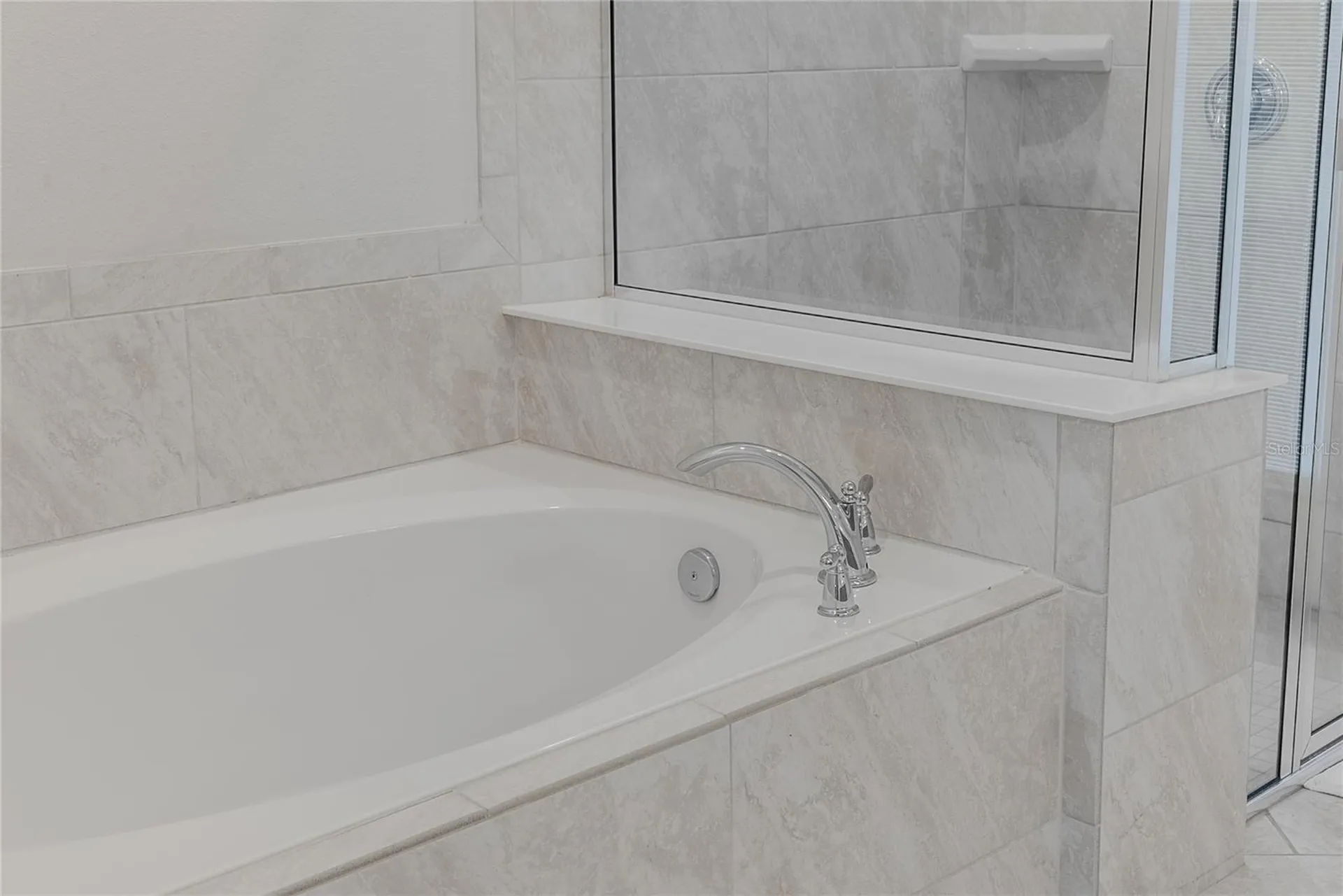 2126 Lelani Circle Davenport FL 33897