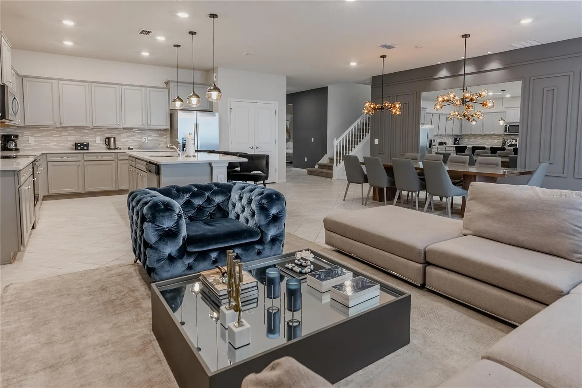 2126 Lelani Circle Davenport FL 33897