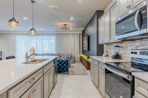 2126 Lelani Circle Davenport FL 33897