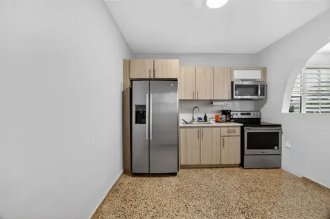 681 Pr-681 Islote Ward, Km 7.1 Arecibo PR 00613