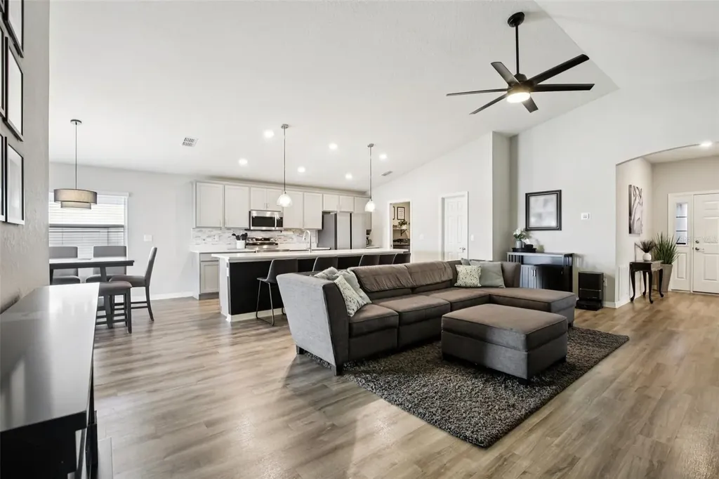 12373 Marshland Street Riverview FL 33579